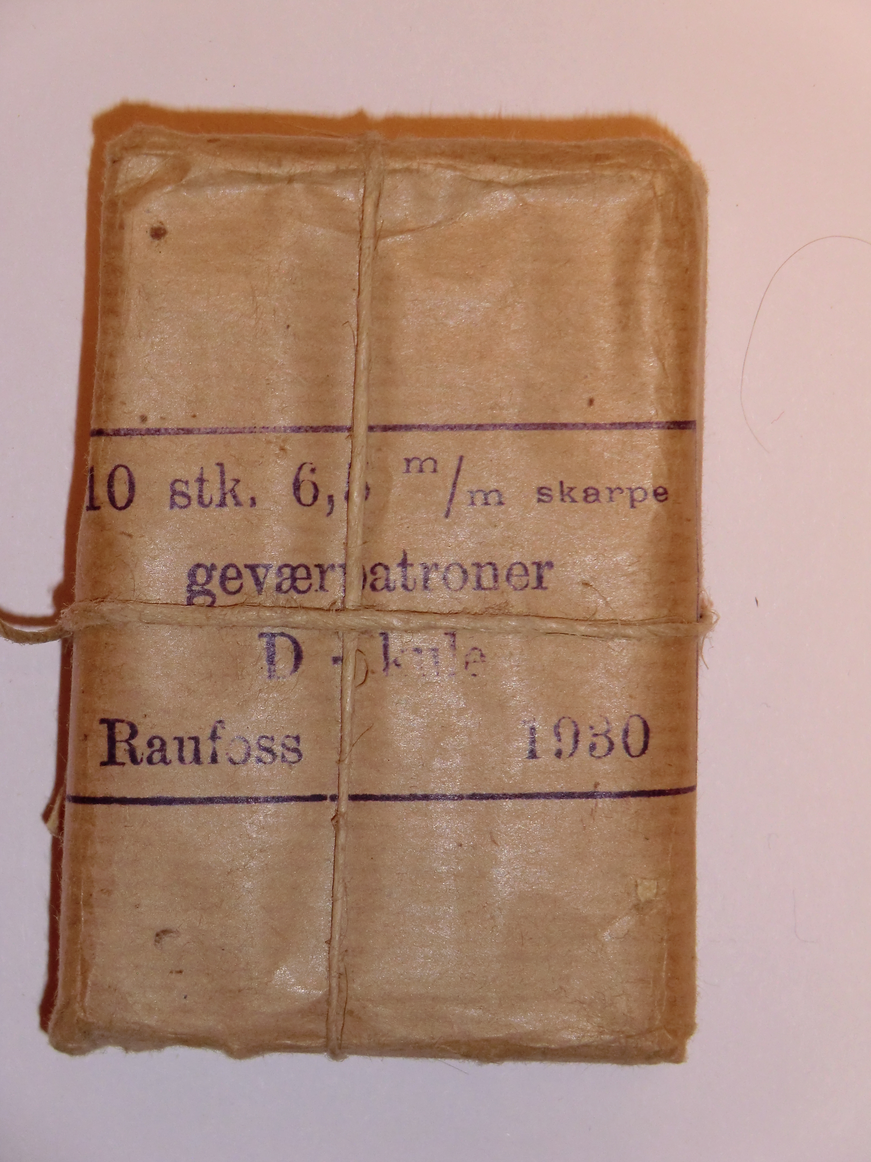 ./ammo/65x55/esker/Eske-65x55-Raufoss-10skudd-Helmantel-1930-1.JPG