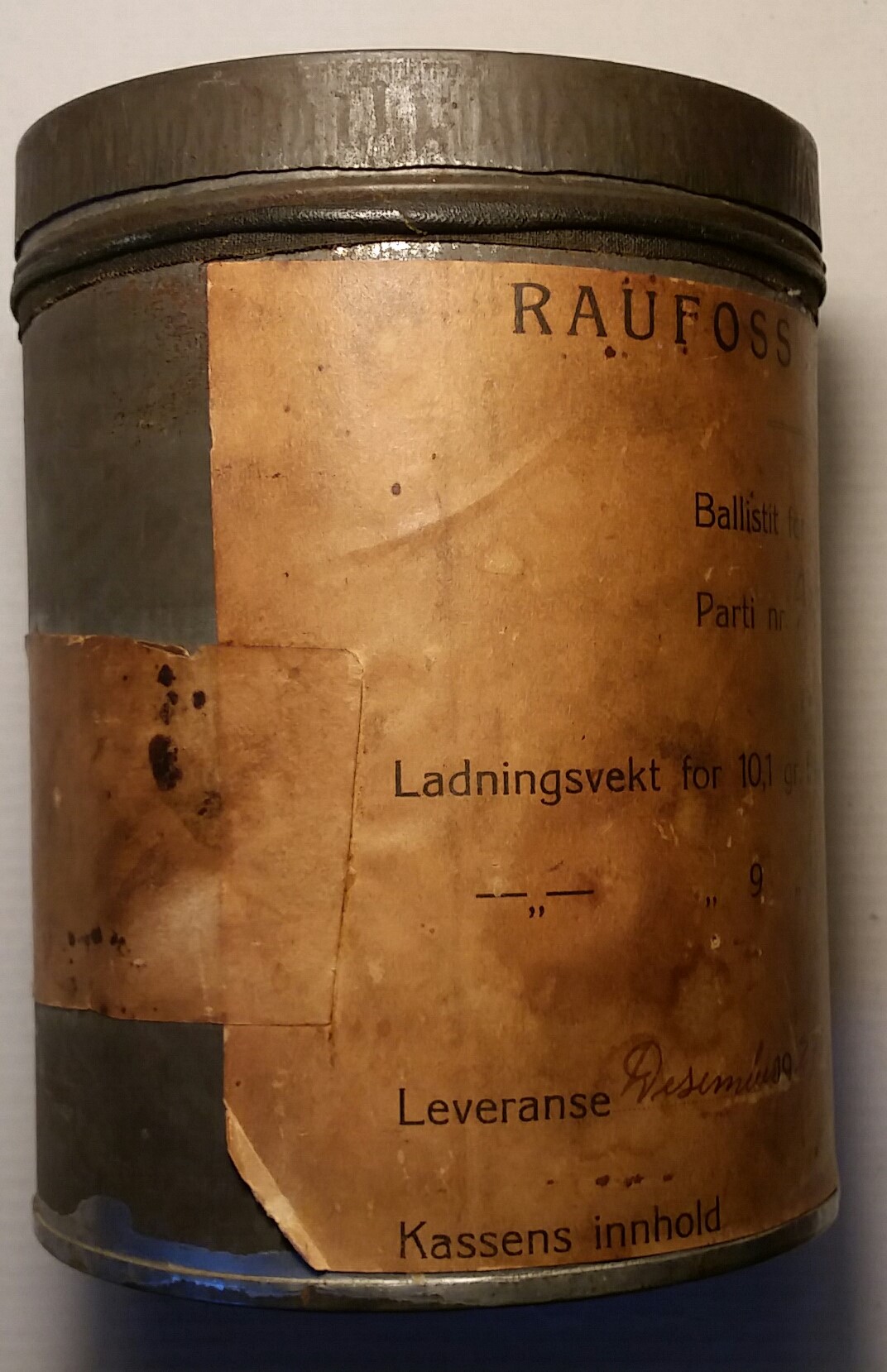 ./ammo/ladekomponenter/bilder/Ladekomponent-Krutt-Raufoss-Ballistit-500gram-1924-2.jpg