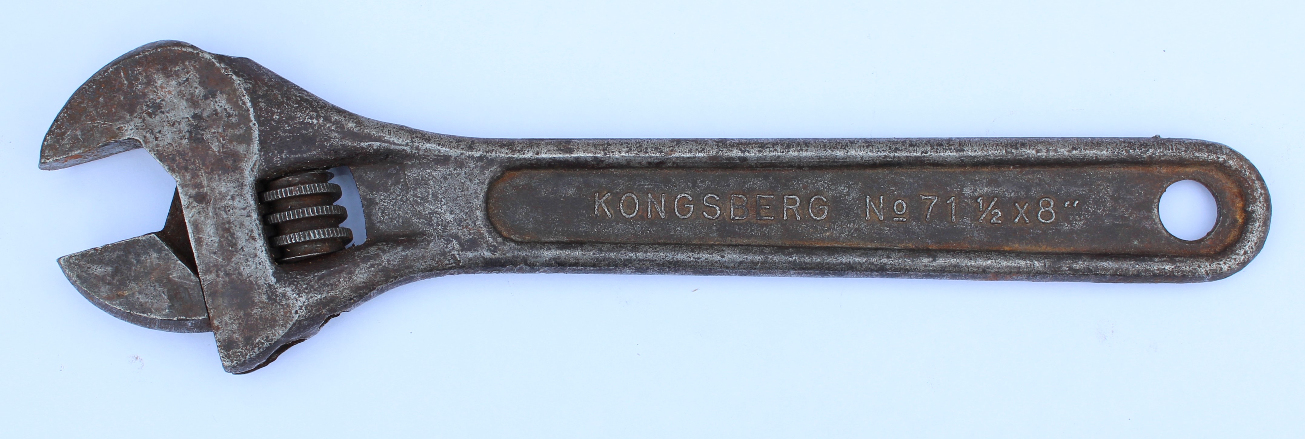 ./tools/bilder/Tools-Kongsberg-Vaapenfabrikk-Skiftenøkkel-No71-Smidd-Staal-1.jpg